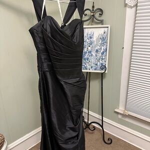 Elegant Black Evening Dress